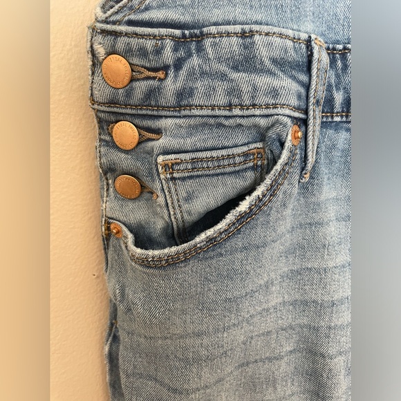 Universal Threads High-Rise Raw Hem Taper Denim Cropped Overalls Size 2 26R - Picture 6 of 11
